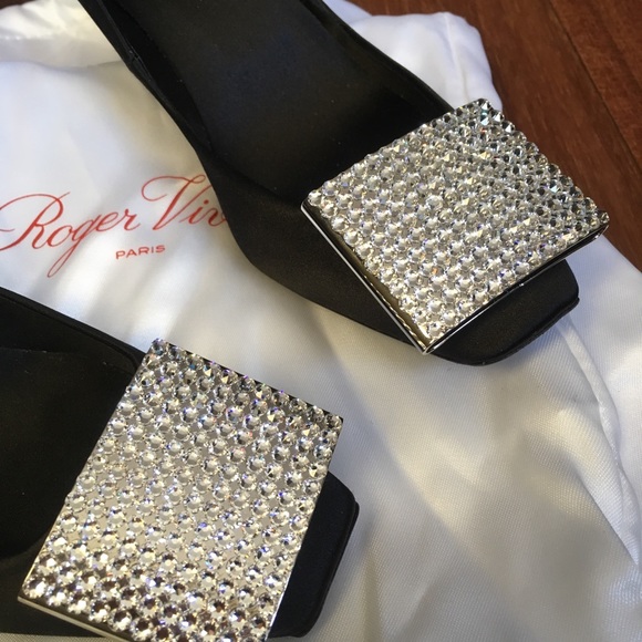 Roger Vivier - Trompette Kitten Heels (34.5 size) - Picture 6 of 8